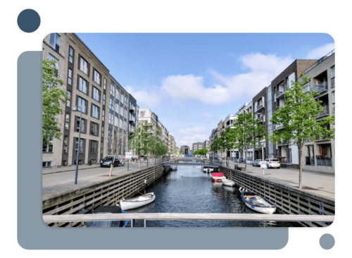 Dekorativt billede af kanal i København